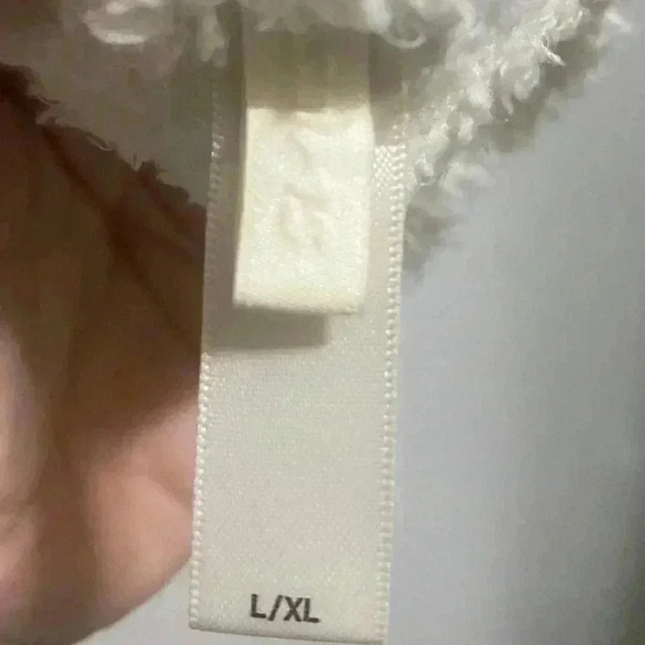 SKIMS Boucle Knit Sweater Tank Size L/XL - Picture 4 of 5